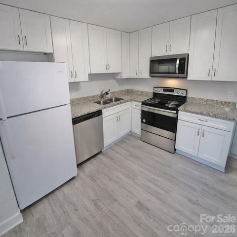 4101 Atmore Street, Charlotte, NC 28205