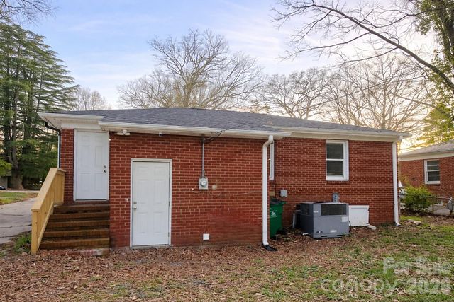 4101 Atmore Street, Charlotte, NC 28205