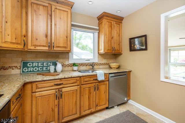 52 Sommer Ave, Glen Ridge Boro Twp., NJ 07028