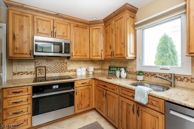 52 Sommer Ave, Glen Ridge Boro Twp., NJ 07028