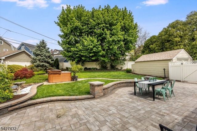 52 Sommer Ave, Glen Ridge Boro Twp., NJ 07028