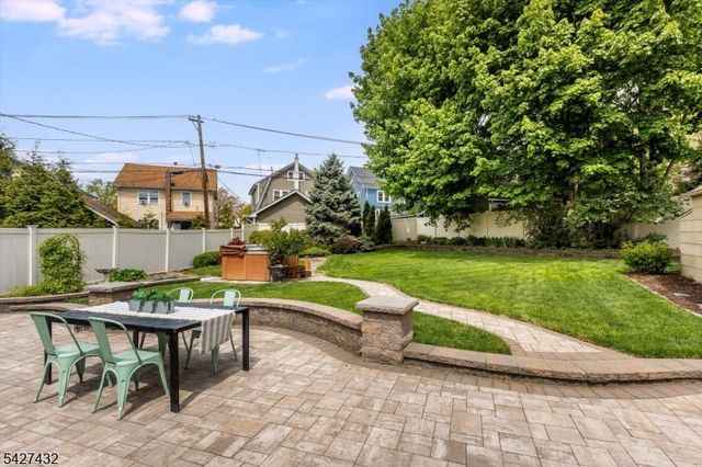 52 Sommer Ave, Glen Ridge Boro Twp., NJ 07028