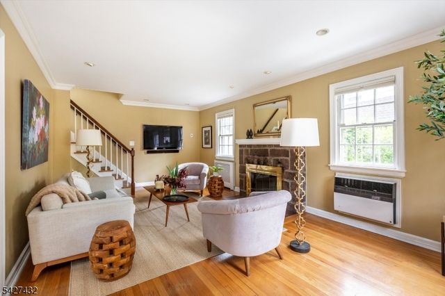 52 Sommer Ave, Glen Ridge Boro Twp., NJ 07028