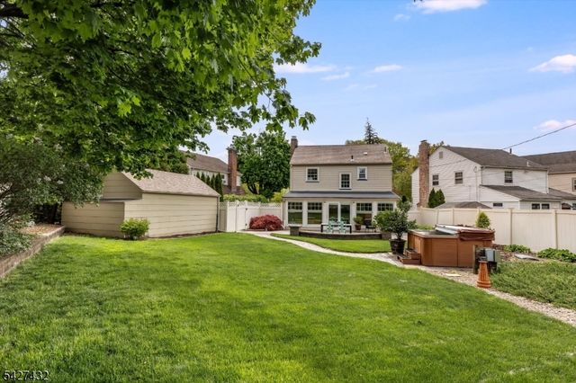 52 Sommer Ave, Glen Ridge Boro Twp., NJ 07028