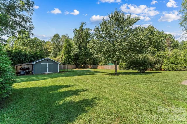 2495 Piney Road, Morganton, NC 28655