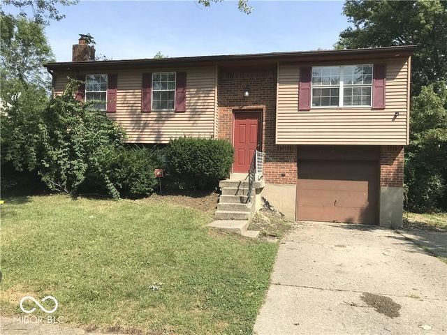 9444 English Oak Drive, Indianapolis, IN 46235