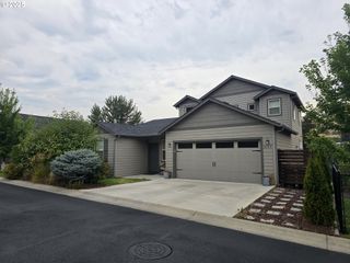 2535 JORDAN St, The Dalles, OR 97058