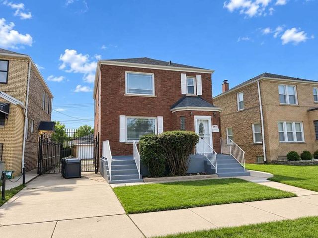 8440 S Winchester Avenue, Chicago, IL 60620