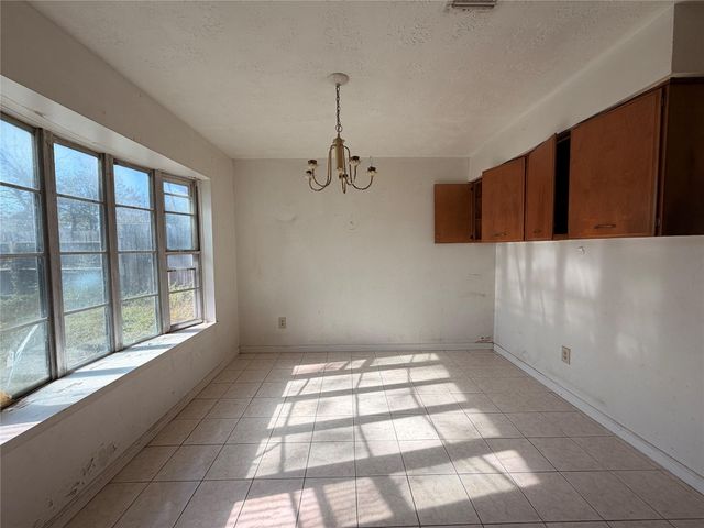 11807 Sharpview Drive, Houston, TX 77072