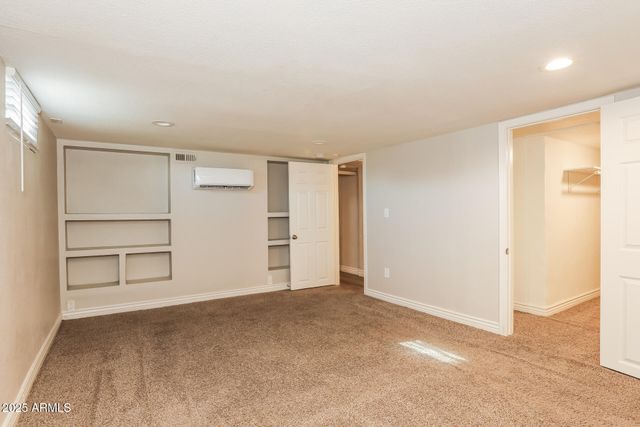 7460 W CINNABAR Avenue, Peoria, AZ 85345