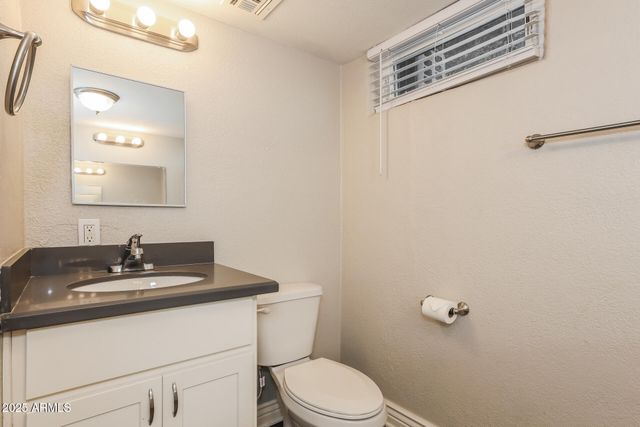 7460 W CINNABAR Avenue, Peoria, AZ 85345