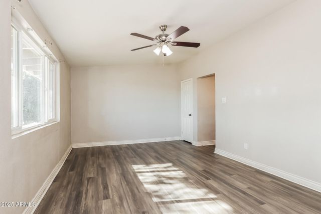 7460 W CINNABAR Avenue, Peoria, AZ 85345