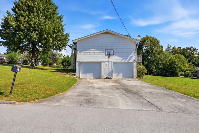 4200 Shady Oak Drive, Ooltewah, TN 37363