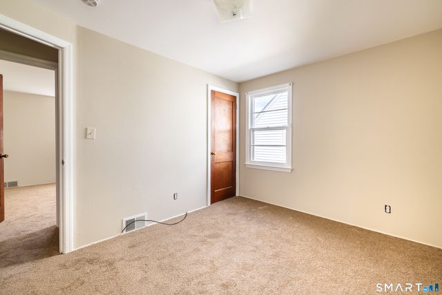 150 Trumbull Avenue, Bridgeport, CT 06606