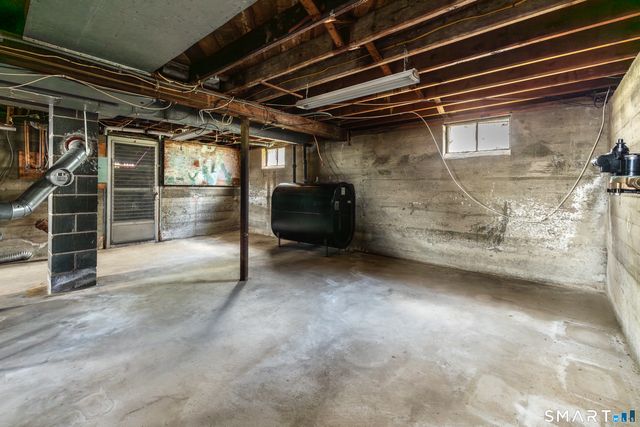 150 Trumbull Avenue, Bridgeport, CT 06606