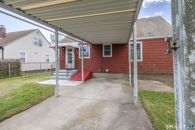 150 Trumbull Avenue, Bridgeport, CT 06606