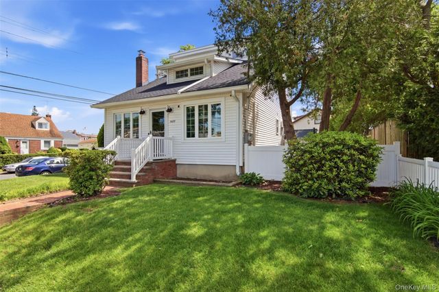 1615 Estelle Avenue, Elmont, NY 11003
