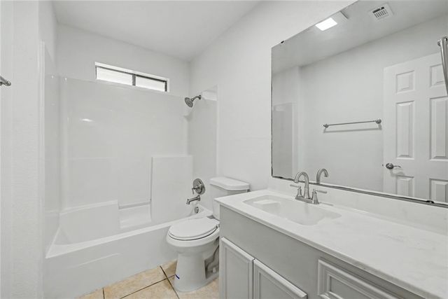 556 Vista Dr, Odem, TX 78370