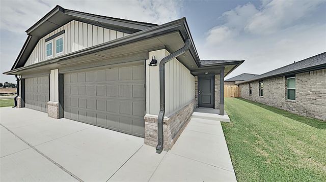 11204 Howard Drive, Oklahoma City, OK 73114