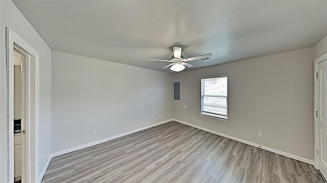 11204 Howard Drive, Oklahoma City, OK 73114