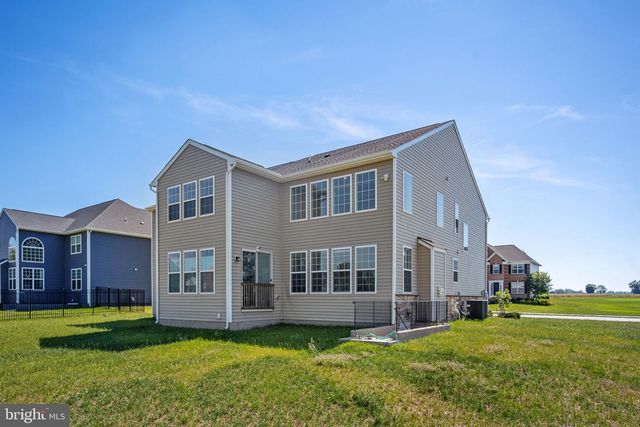 10052 PREMIER ST, Fredericksburg, VA 22408