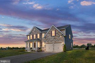 10052 PREMIER ST, Fredericksburg, VA 22408