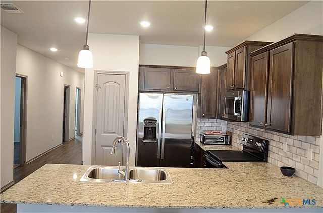 334 Green Valley Drive, Copperas Cove, TX 76522