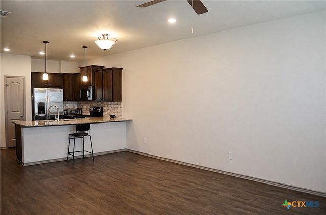 334 Green Valley Drive, Copperas Cove, TX 76522