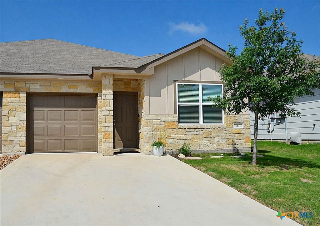 334 Green Valley Drive, Copperas Cove, TX 76522