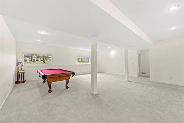 6414 W 133rd Terrace, Overland Park, KS 66209