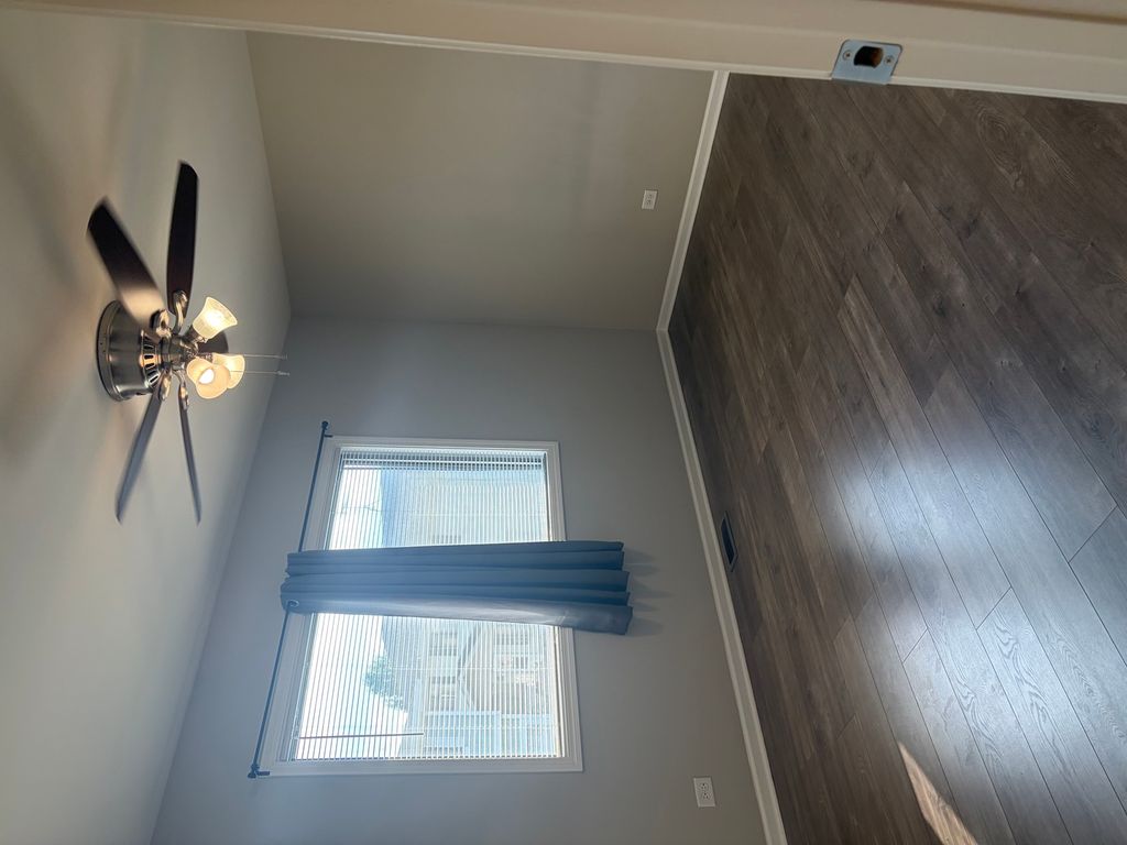 29W603 WINCHESTER Circle N 4, Warrenville, IL 60555 — photo 5