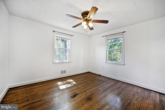 9506 52ND AVE, College Park, MD 20740