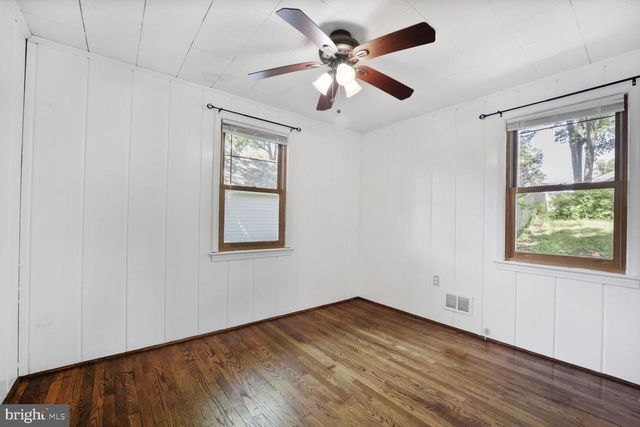 9506 52ND AVE, College Park, MD 20740