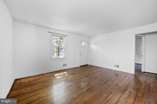 9506 52ND AVE, College Park, MD 20740