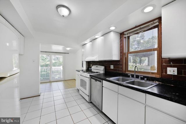 9506 52ND AVE, College Park, MD 20740