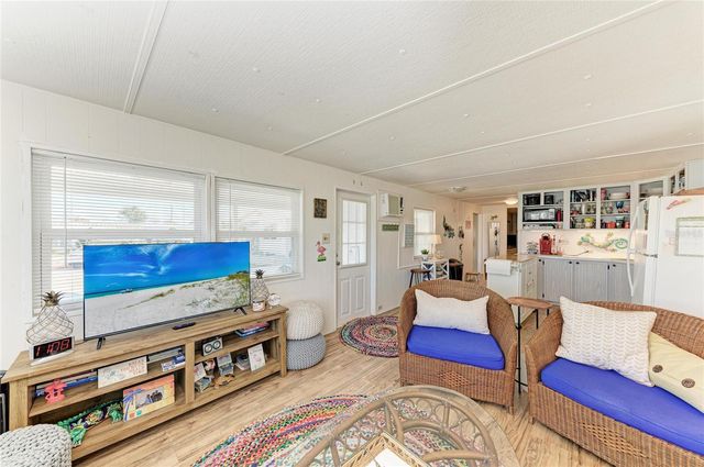 214 52ND AVENUE DRIVE W, Bradenton, FL 34207