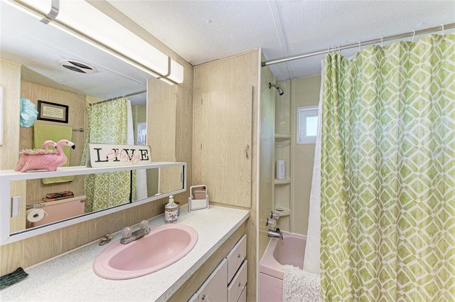 214 52ND AVENUE DRIVE W, Bradenton, FL 34207