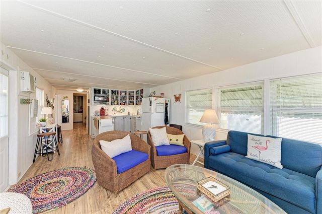 214 52ND AVENUE DRIVE W, Bradenton, FL 34207