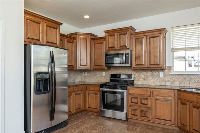 4750 W Homespun Drive, Fayetteville, AR 72704