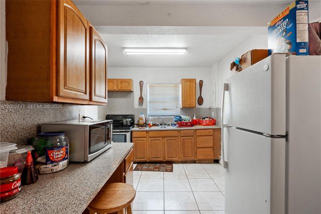 11960 SW 176th St, Miami, FL 33177