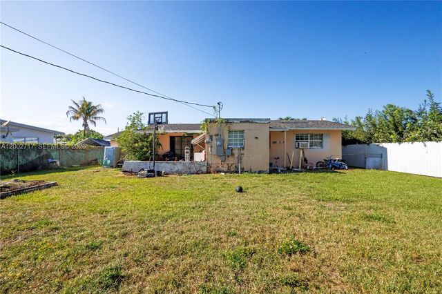 11960 SW 176th St, Miami, FL 33177
