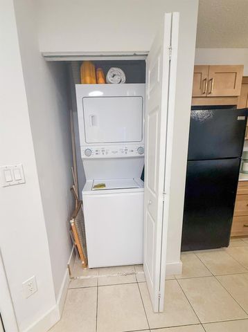 2445 SW 18TH Terrace 504, Fort Lauderdale, FL 33315