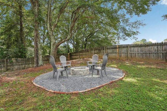 1149 Grandview Circle, Powder Springs, GA 30127