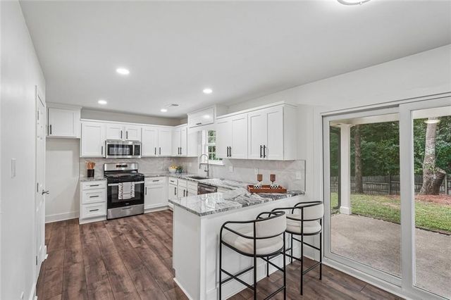 1149 Grandview Circle, Powder Springs, GA 30127