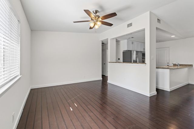 6305 Vioitha DR B, Austin, TX 78723
