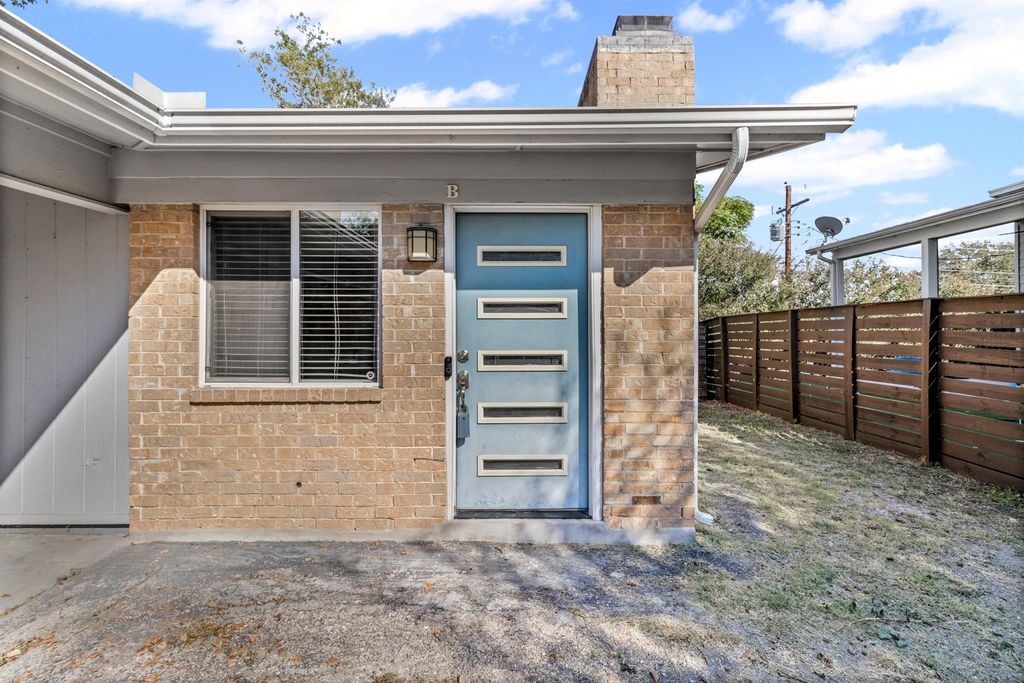6305 Vioitha DR B, Austin, TX 78723