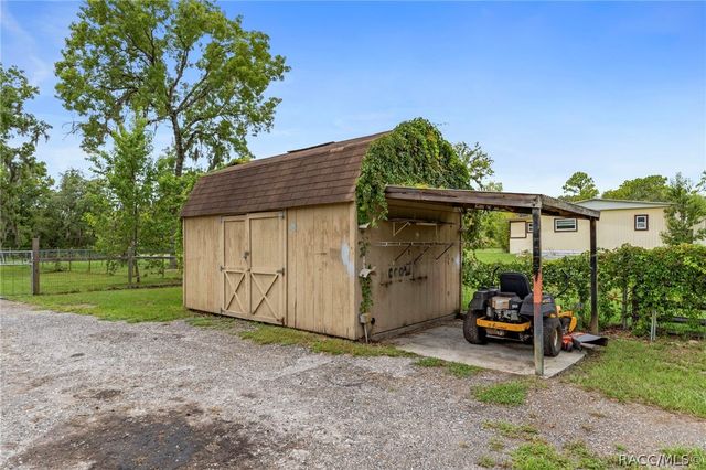 6185 W Ost West Street, Homosassa, FL 34446