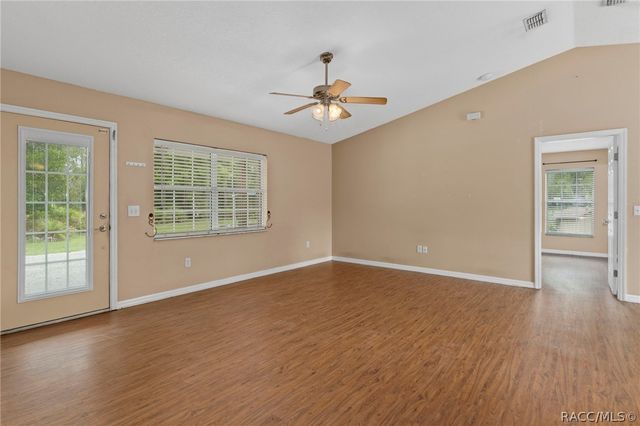 6185 W Ost West Street, Homosassa, FL 34446