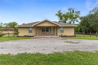 6185 W Ost West Street, Homosassa, FL 34446