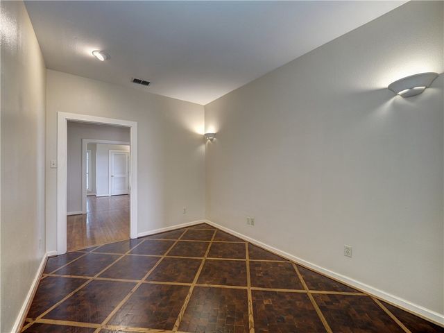 414 E Bayview Blvd, Portland, TX 78374